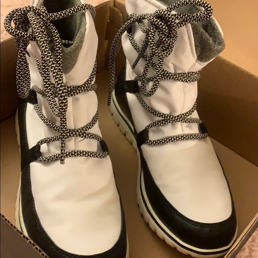 Sorel winter boots!